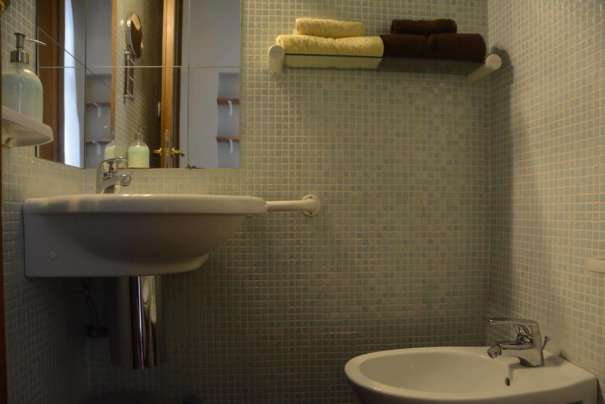 B&B Like Juliet Verona Bagian luar foto